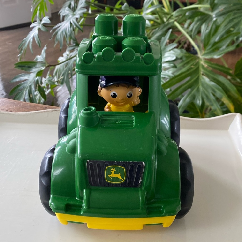 John Deere Mega Bloks First Builders Lil’ Tractor -